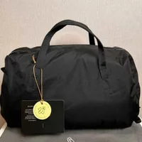 Sac de voyage léger de luxe 40L, sac de sport en nylon pour hommes et femmes, sac bandoulière de grande capacité pour activités de plein air et salle de sport. 1