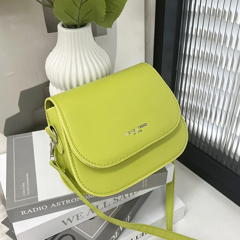 Fashion Flap Saddle Shoulder Bags for Women Solid Color Designer
