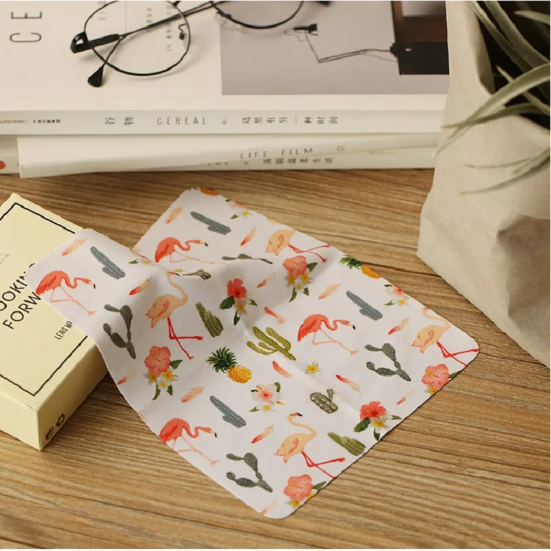 5 pcs/lot High quality Flamingo Glasses Cleaner 175*145mm Microfiber Glasses Cleaning Cloth For Lens Phone Screen Cleaning Wipes 2