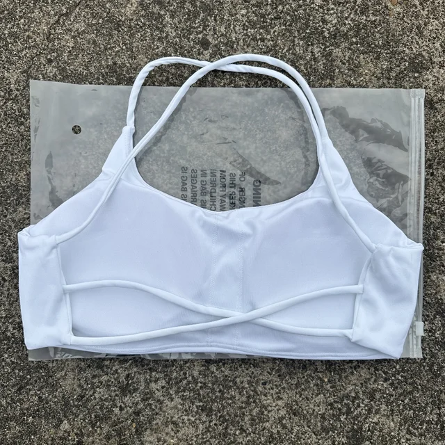 Soutien-gorge de yoga pour femme, couleur unie, à quatre bretelles croisées dans le dos, dos évidé, push-up, avec coussinets de poitrine, idéal pour le fitness et le sport