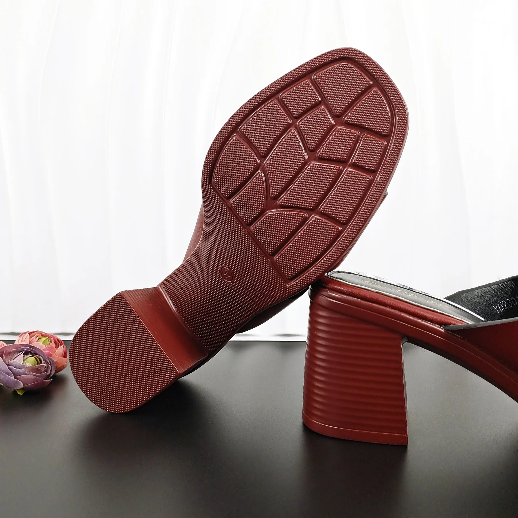 QSGFC Woman Summer Comfortable Streamline Square Toe