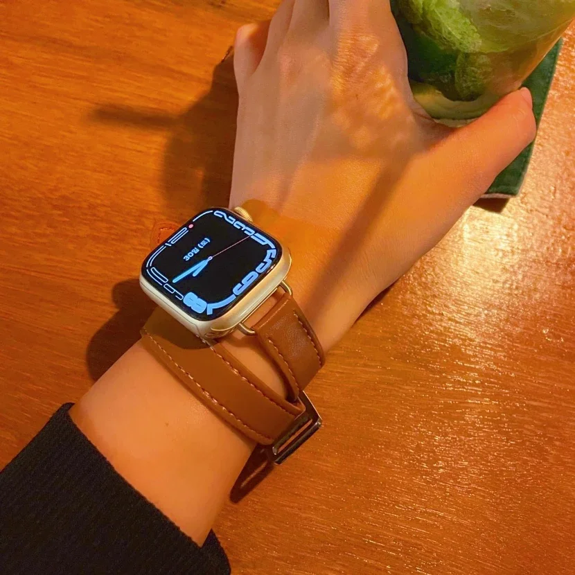 Premium Leather Strap Replacement for Apple Watch - Elegant and Durable Bracelet Accessory