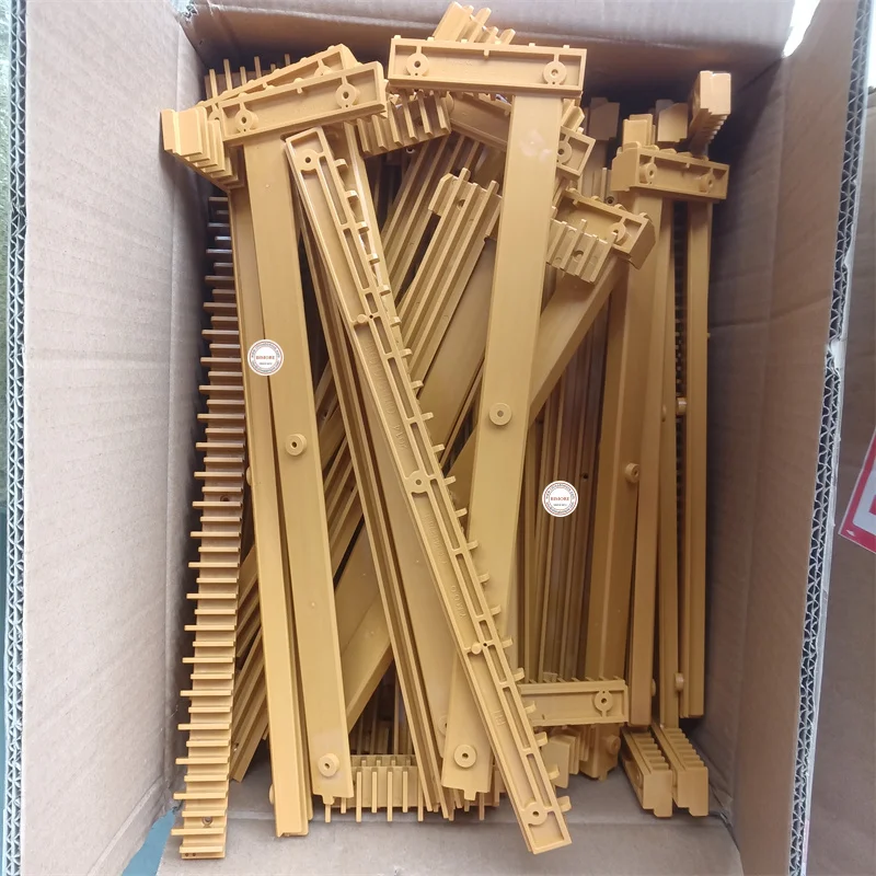 J619003B202 YS004B278 I J619003B203 Escalator J Type Step Parts Demarcation Components Yellow Plastic Frames
