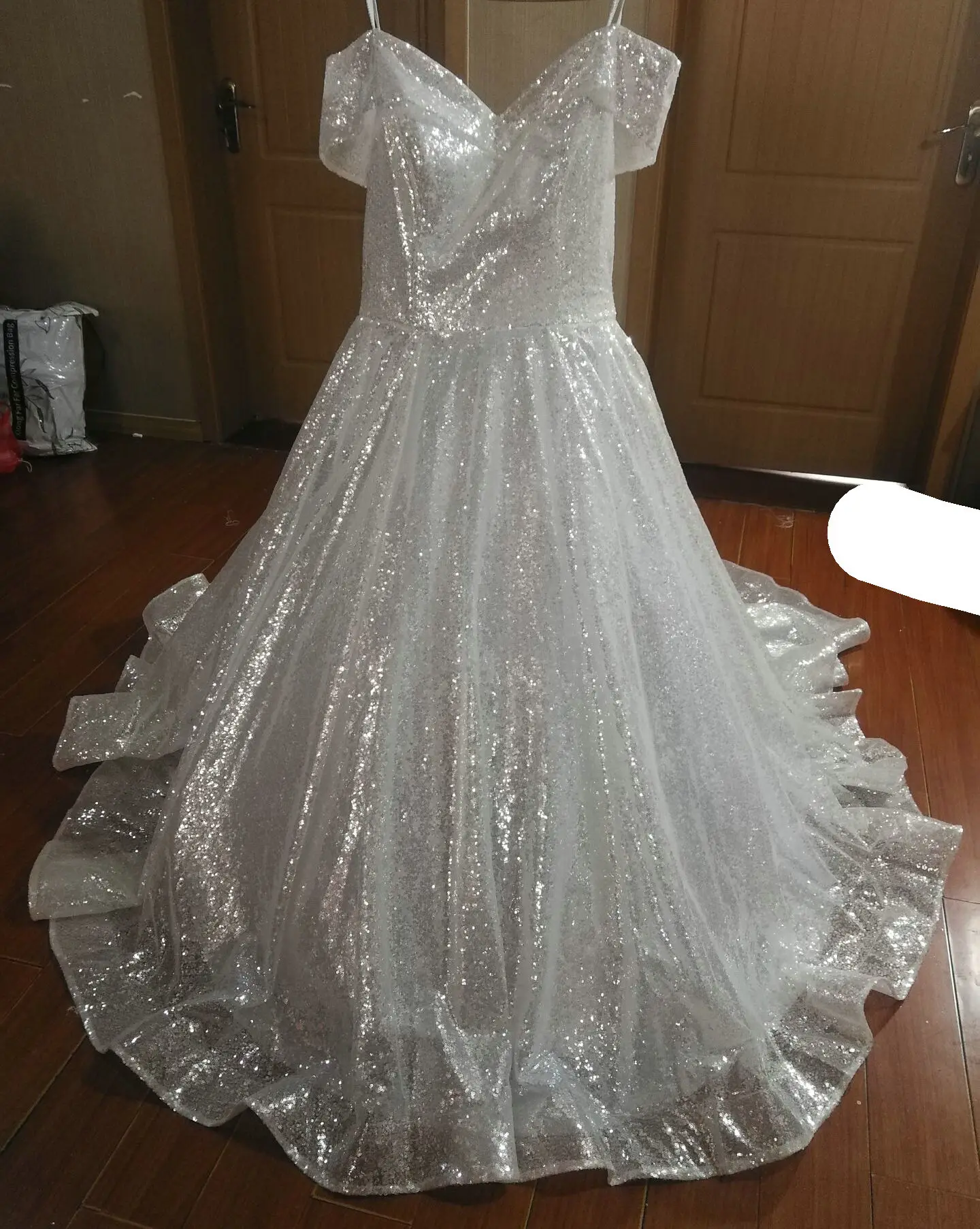 Haute Couture Luxury Sparkly White Princess Dress Slip Top Pompadour Dress Wedding Dress for Women 2023 Bride