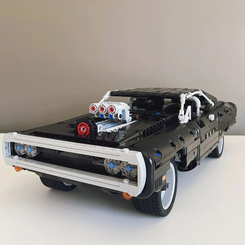 1077PCS Technical Dodge Charger Racing Car Model Building Blocks 42111 Bricks Toys in Movie Fast Furious Gift For Boys Kids 4
