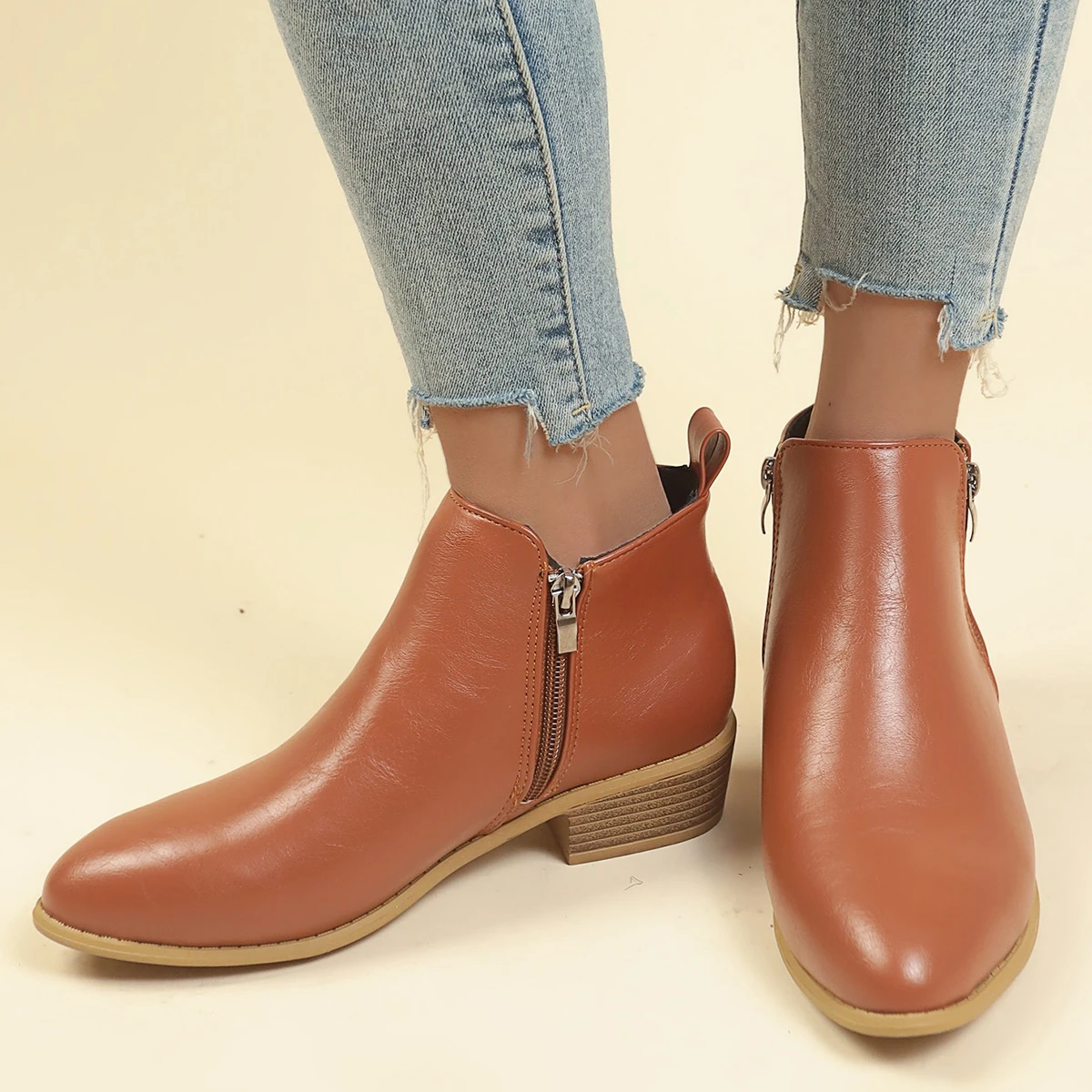 Women's boots Fashion pointed ankle boots Square heel wear-resistant side zipper large size women's boots brown beige