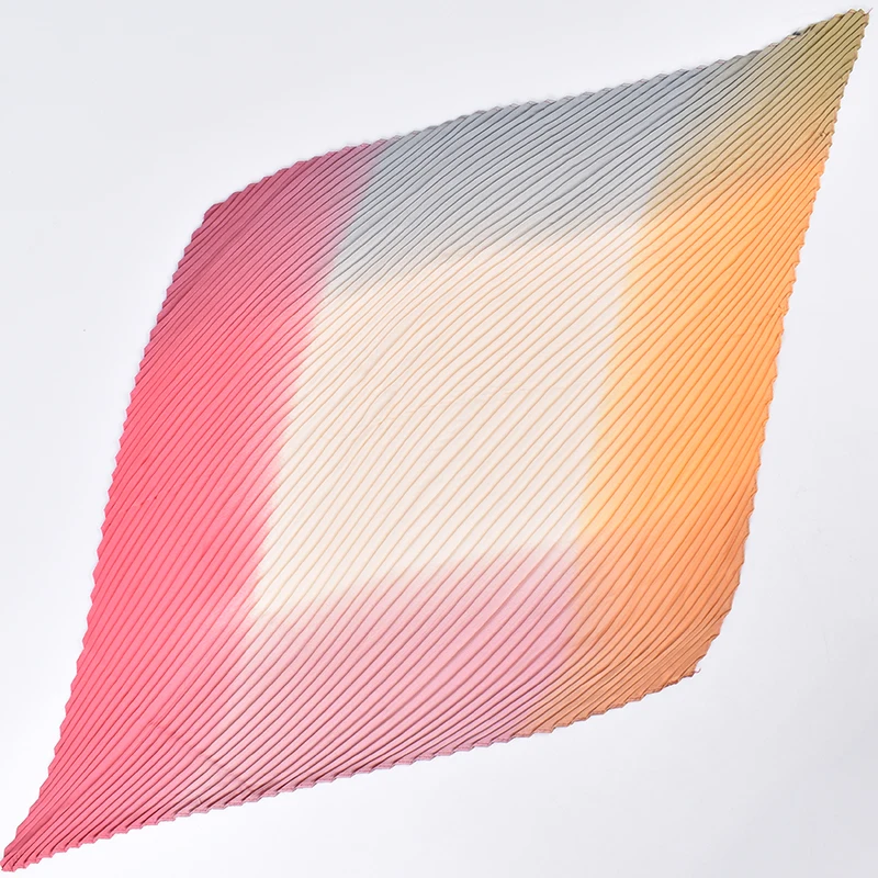 Cross border supply of personalized fashion gradient printed pleated 70 square scarves for spring and summer 3