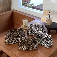 Women's Clutches Cosmetic Fashion Leopard Pearl Zipper Stylish Portable Cosmetic Storage Bags Girls Make Up Organizer Cion Purse