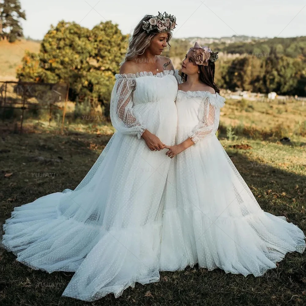 

Bohemian White Spot Tulle Mother and Daughter Matching Dresses Off Shoulder Ball Gown Mommy and Me Family Look PhotoShoot Dress