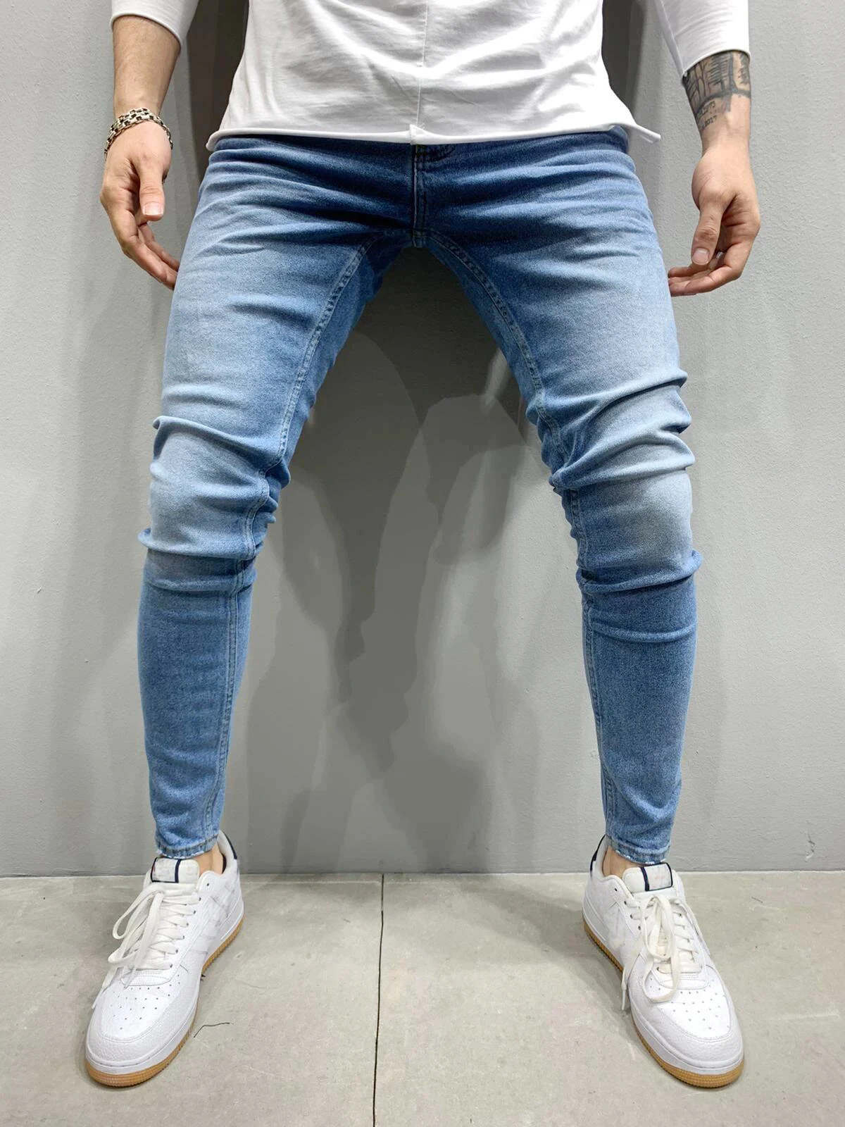 H011A Light blue