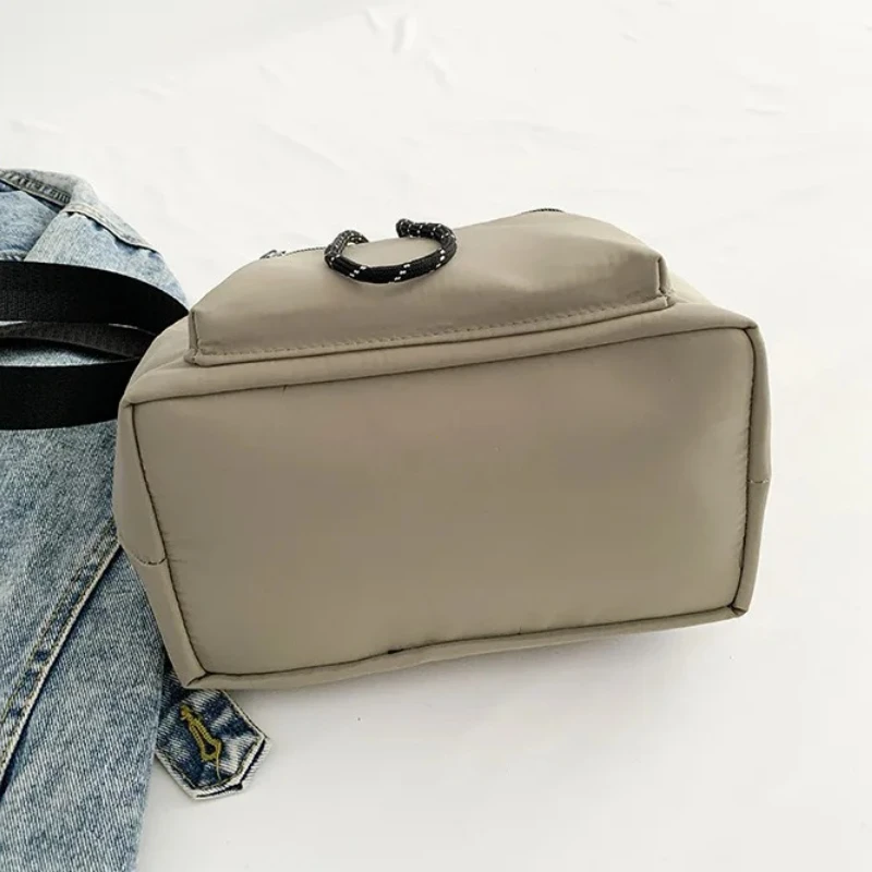 1 Piece of Pure Color Shoulder Bag for Women Versatile Hand-Held Crossbody Bag Fashionable Bucket Bag That Can Hold Mobile Phone