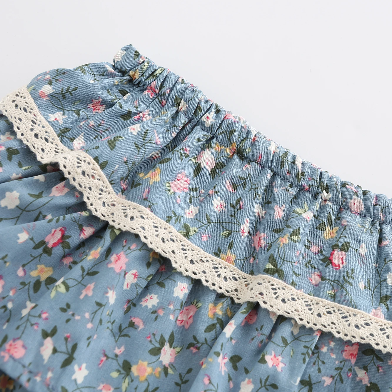 Baby Girls Shorts Double Layers Lace Bloomers Floral Pattern