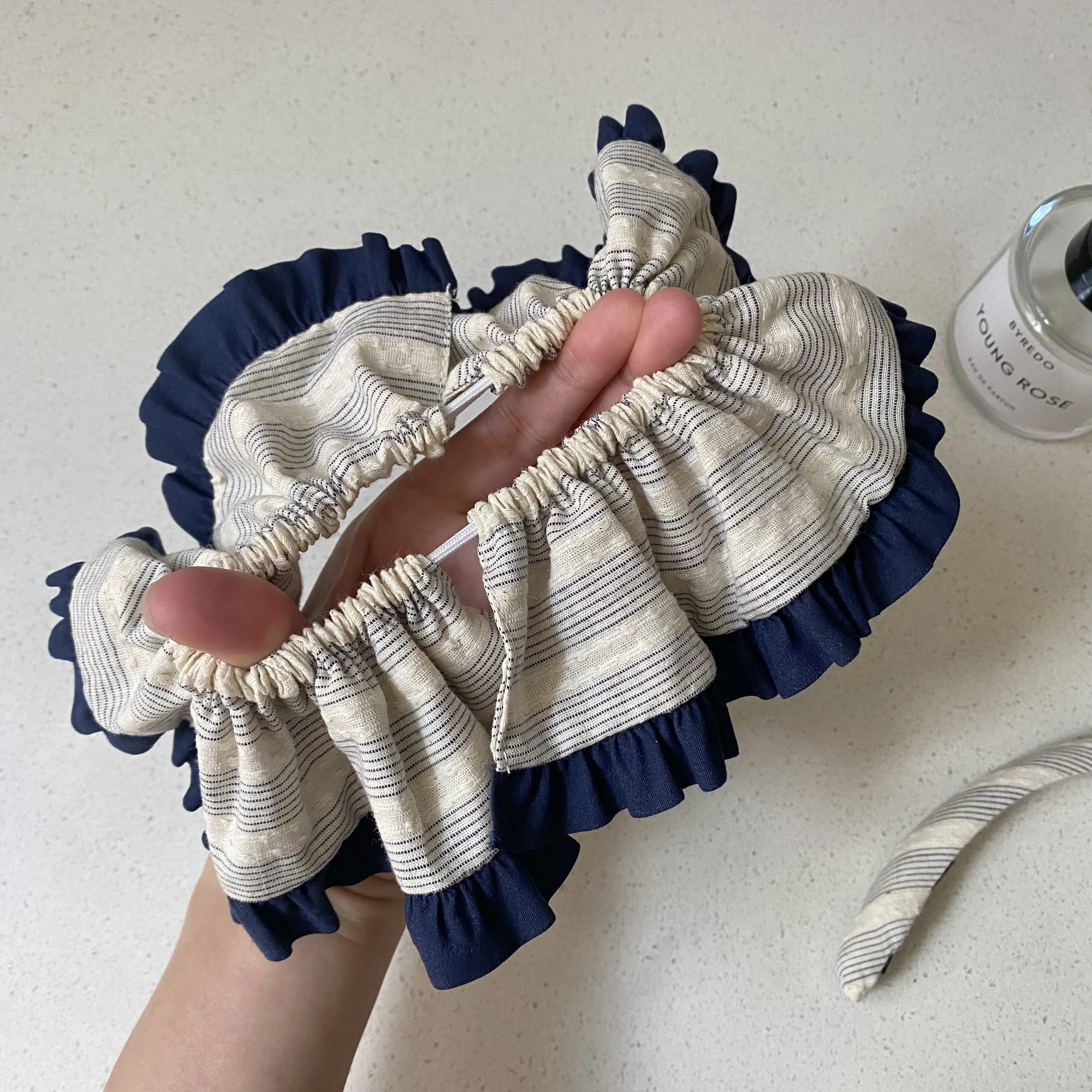 1PC  Navy Blue Trim Striped Hair Accessories Set, Handmade Scrunchies and Headband, Elegant Hair Decor for Women