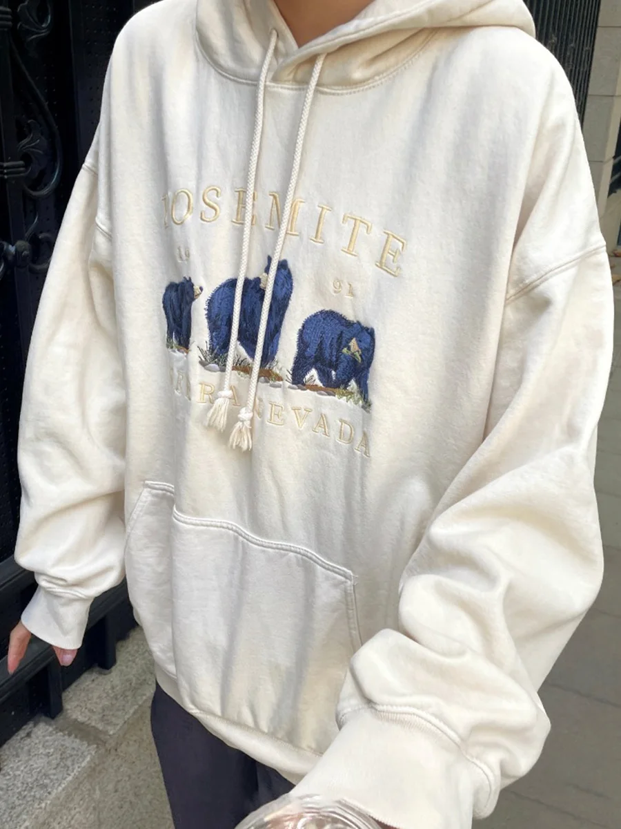 Three Bear Embroidery Hoodies Woman 2023 Spring Vintage