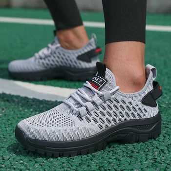 أحذية ركض نسائية جديدة مبطنة قابلة للتنفس أحذية رياضية ناعمة قابلة للتنفس أحذية رياضية خفيفة الوزن للتمرين في الهواء الطلق
