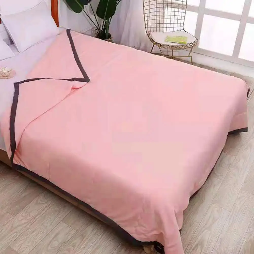 

Silky Bedding Breathable Lightweight Summer Quilt Blanket Washable Comforter Non-fading Double-sided Blanket for A Refreshing