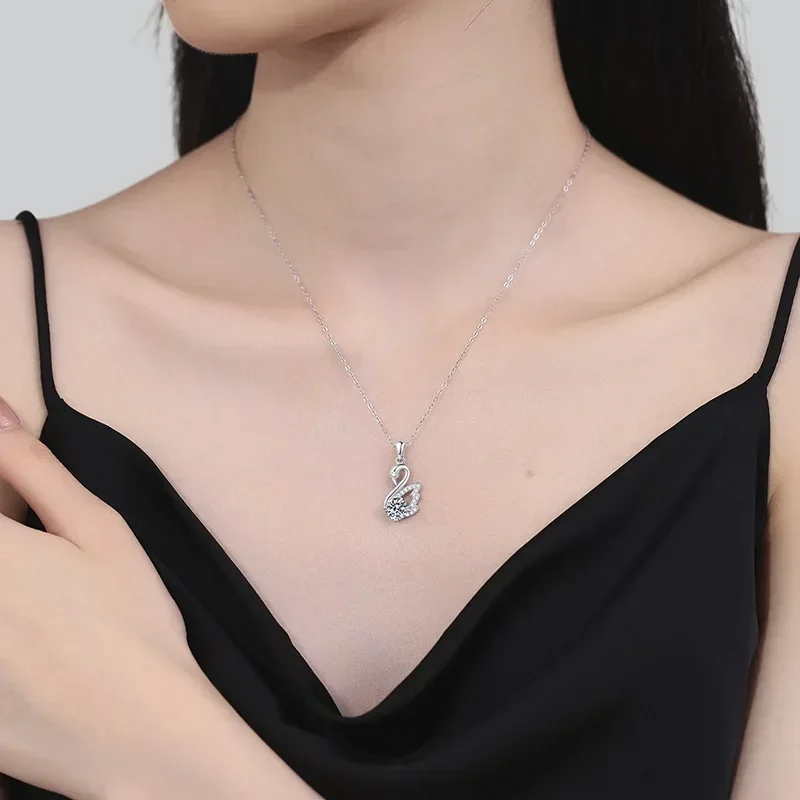 S925 Sterling Silver Moissanite Pendant Necklace for Women,1 Carat