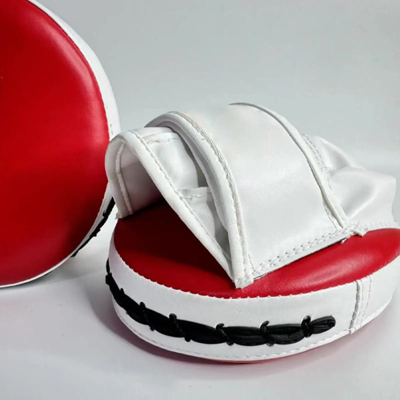 1pc Boxing Mitts Shock Absorption Kickboxing Strike Shield Training Focus Pads for Men Women Professional Fighters Fitness