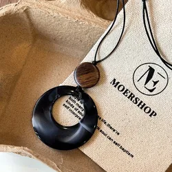 Elegant Vintage Resin Pendant Necklace - Long Rope Sweater Chain Jewelry (Black)
