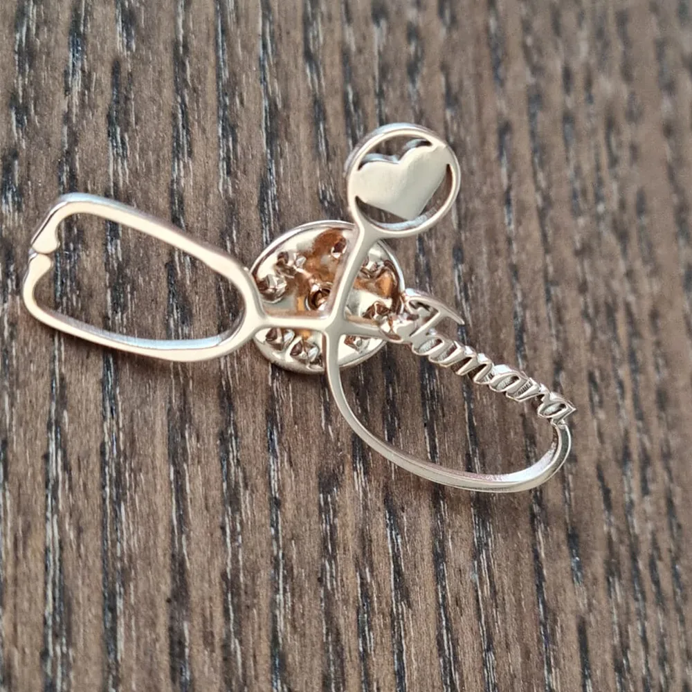 

Personalized Nurse Stethoscope Pin Badges Stainless Steel Letter Custom Name Brooches Gift For Doctors Vintage Jewelry