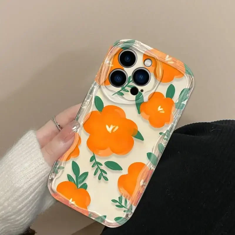 Cream Wavy Edge Floral Phone Case