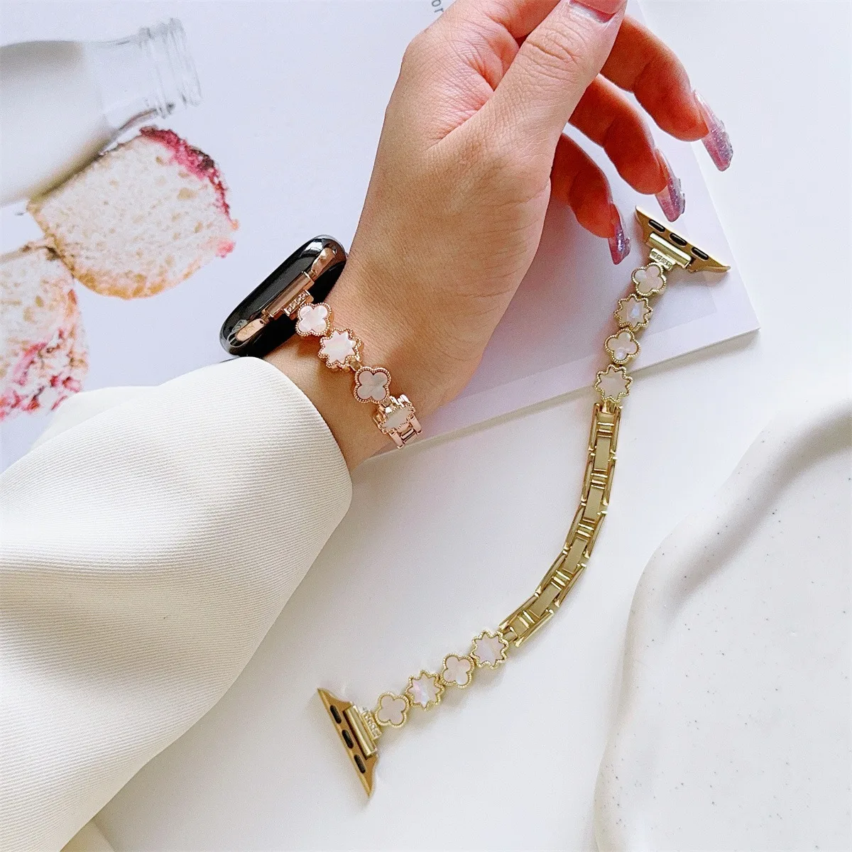Stilren smartwatch metallarmband för apple watch_voghion.com