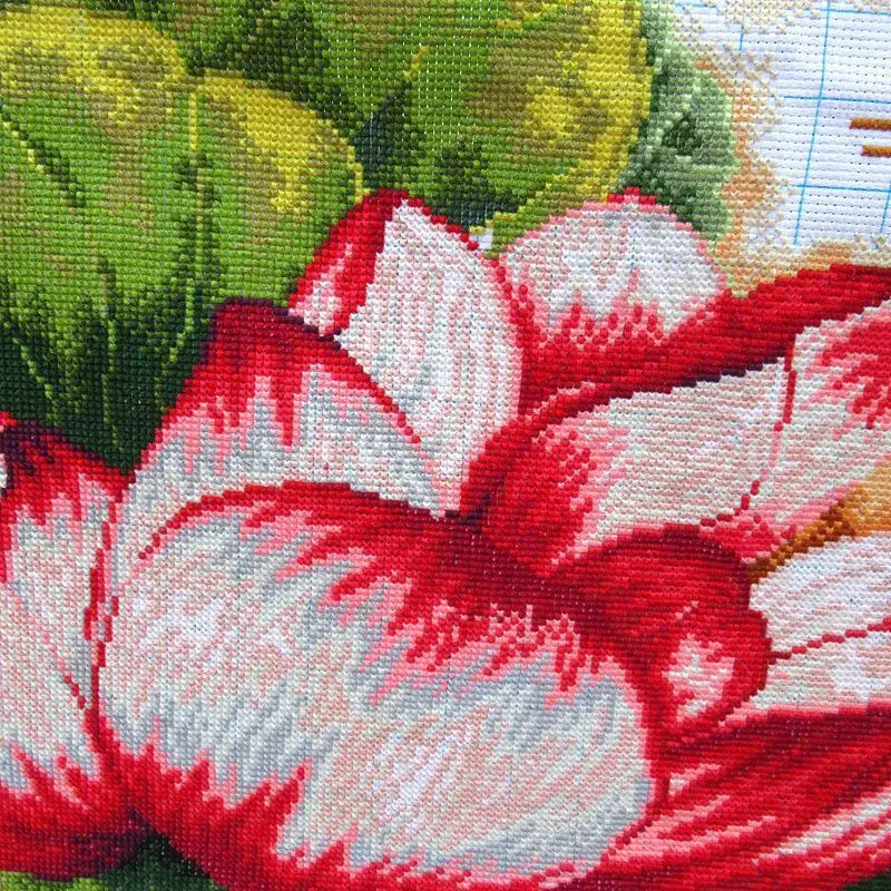 Cross stitch finished product, pure handmade Xianghe Ping An Lotus picture, new living room, bedroom, ancient style, Chinese