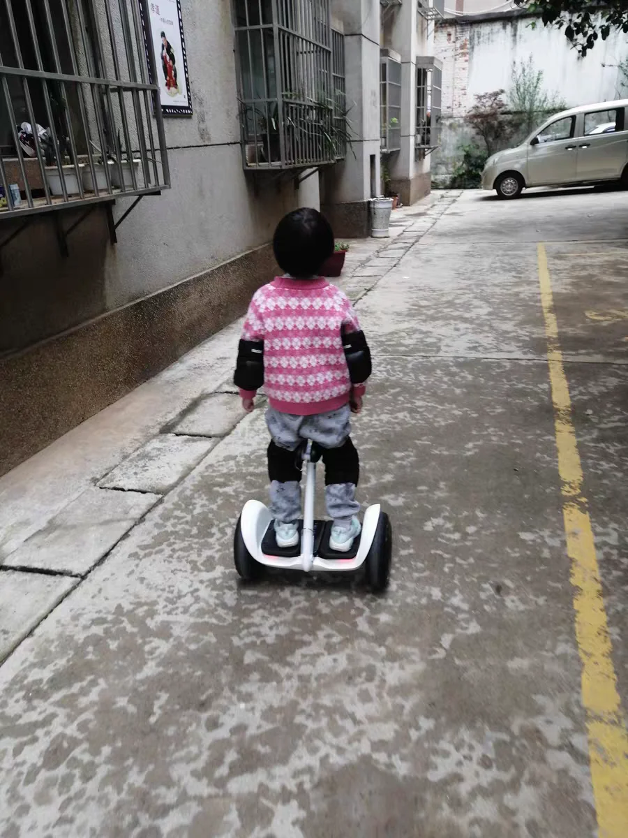 V Led Lights Self balance Scooter Hover Board Self-balancing Electric Scooters with App Control and Bluetooth