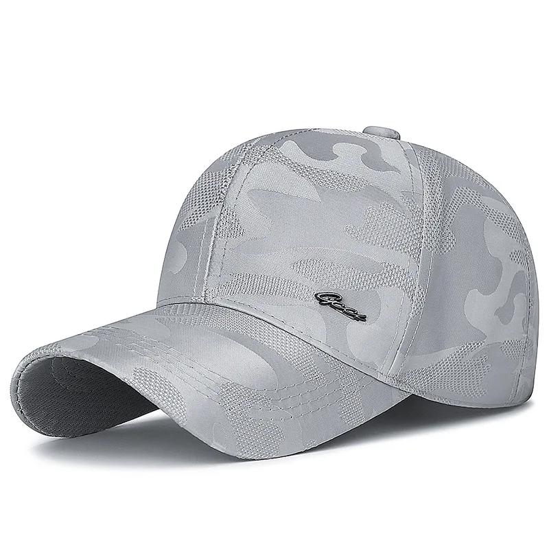 

Men Women Summer Cool Metal Letter Camouflage Baseball Cap Outdoor Sport Street Dance Sunscreen Running Curved Brim Sun Hat A102