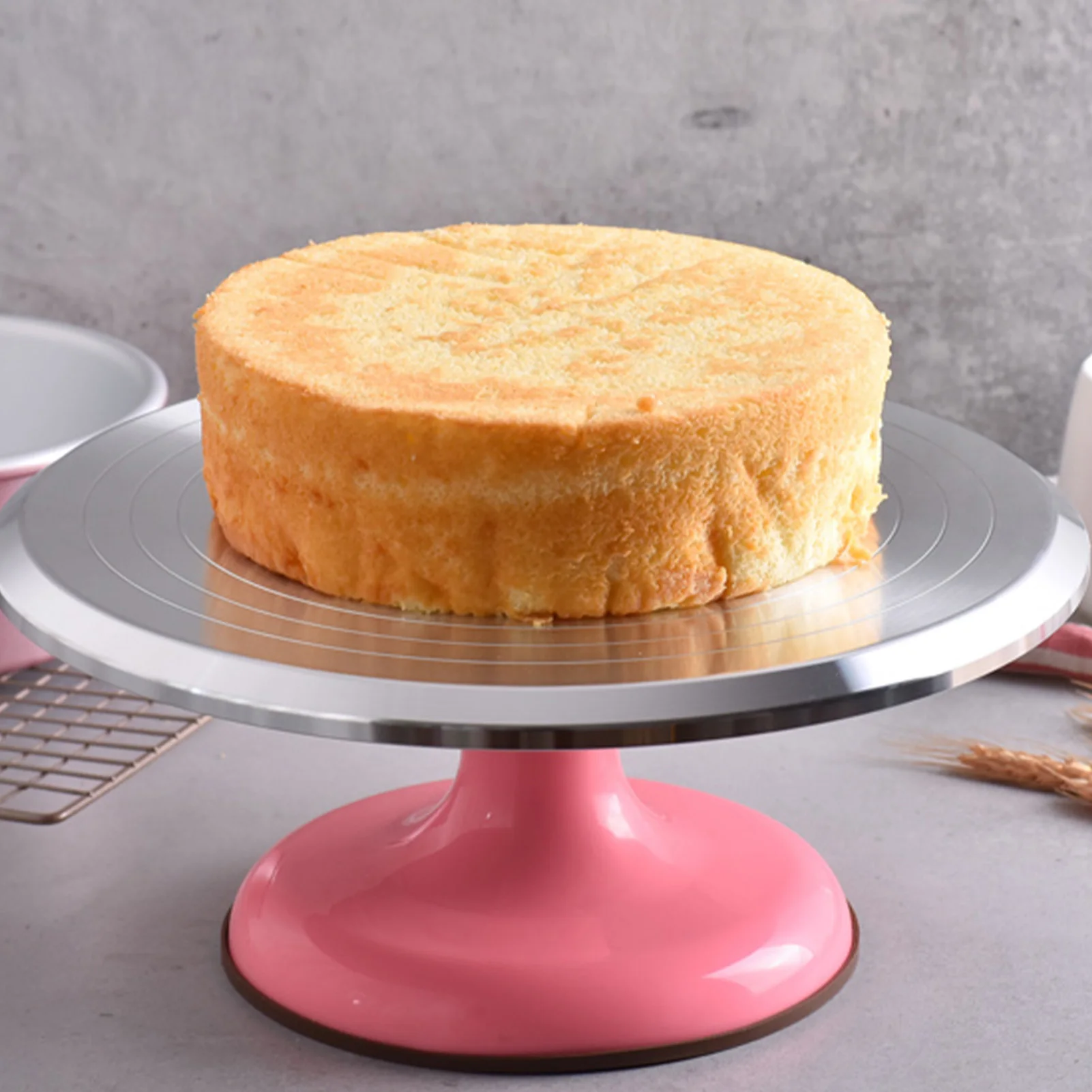 Cake Decorating Turntable Rounded Edges 10 Inch Sturdy Professional Revolving Cake Stand for Home for Cake Decorating Supplies