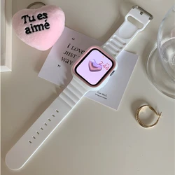 Chic Pink & White Wave Soft Silicone Apple Watch Case with Matching Strap for 40 mm (White)
