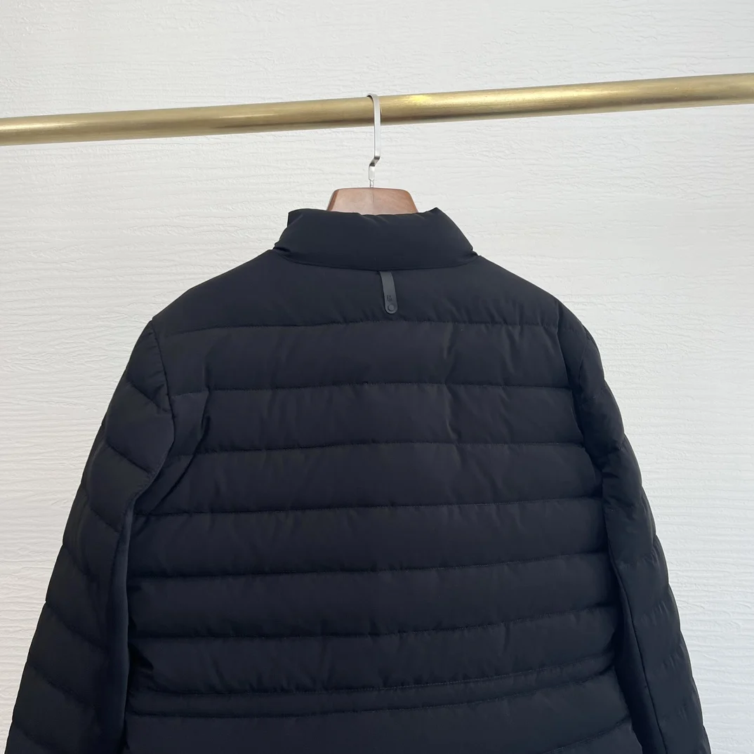 High Quality Black Long Sleeve Down Jacket