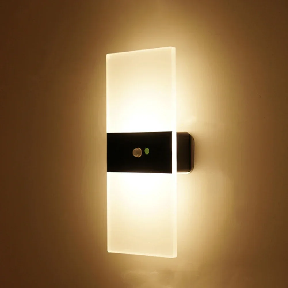 거실 스콘스 벽 조명, USB 충전식 실내 모션 센서 조명, 침실 침대 옆 램프, 복도 계단 장식 조명