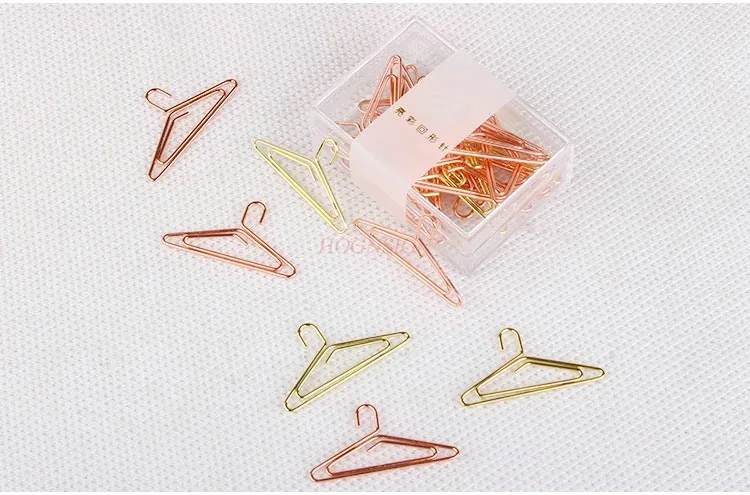 12pcs Clothes Hanger Paper Clip Hanger Cute Loop Needle Creative Paper Clip Gift