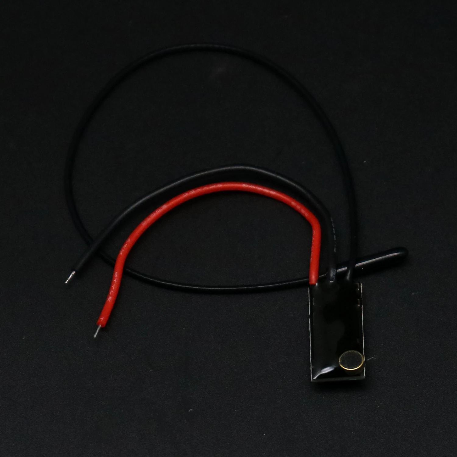 UHF Wireless Audio Transmitter Microphone with Antenna for Voice Transmission and Security Monitoring