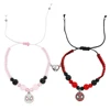 Le bracelet de couple Spider-Man pour la Saint-Valentin est un cadeau réglable adapté à un usage quotidien.