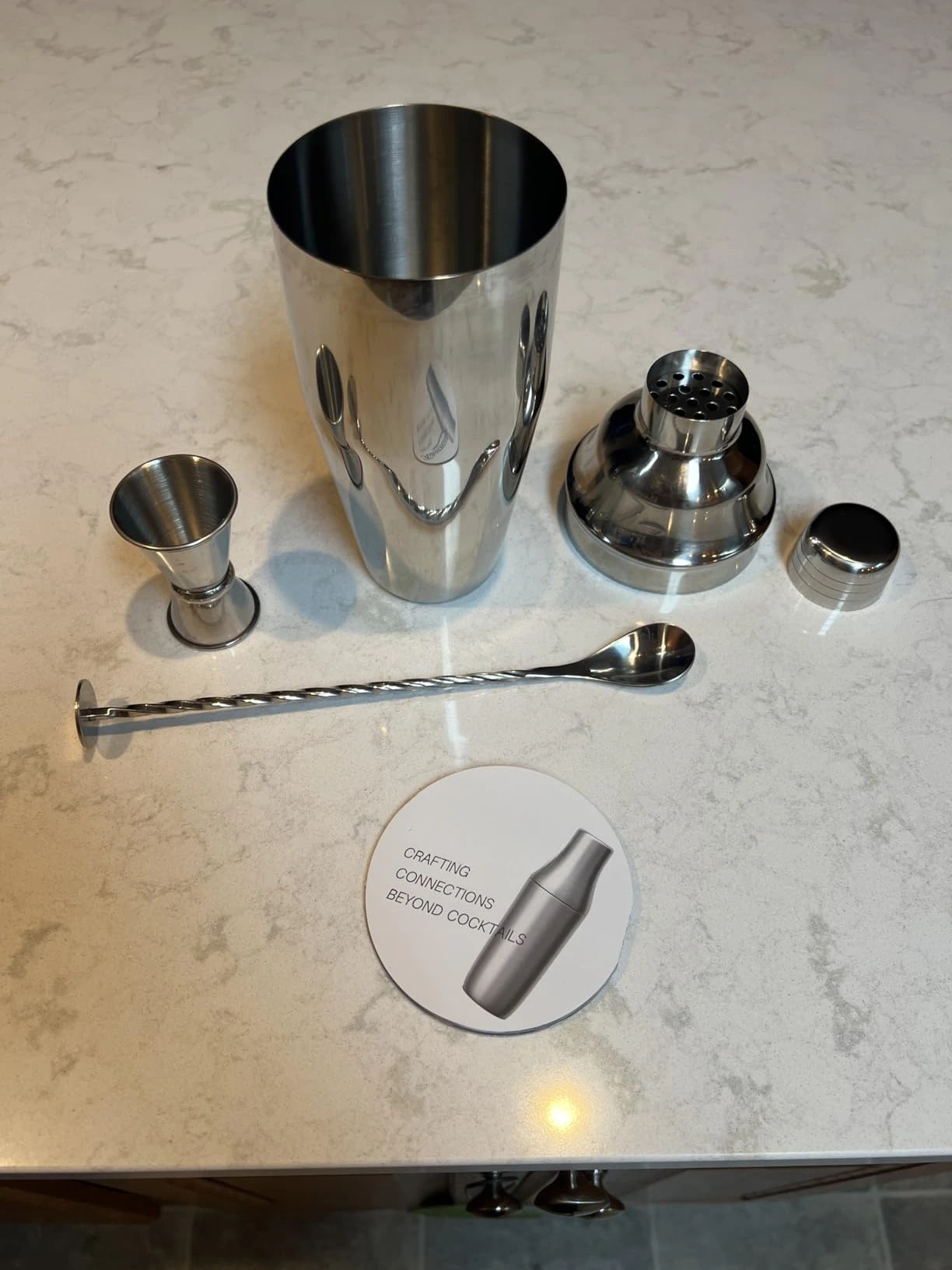 Beautiful set!! Great value with accessories!