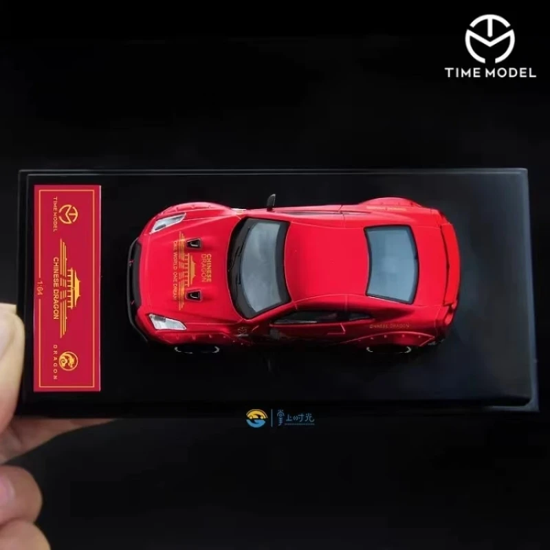 TimeMicro1:64 skyline GTR R35 Christmas Edition Red high-tail simulation alloy car model 6