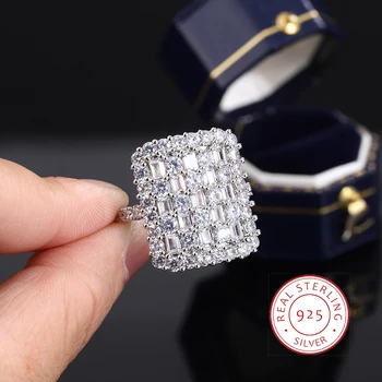 Lussuoso anello in argento sterling 925 per le donne Gioielli eleganti per feste pieni di diamanti Anelli con zirconi Anelli di fidanzamento Regali classici