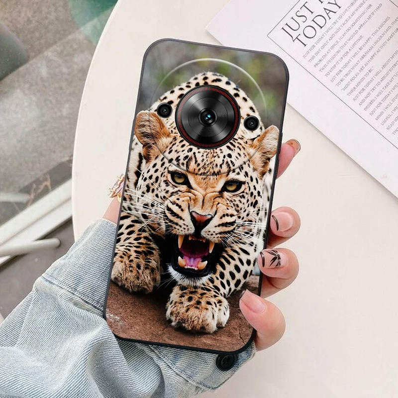 Astronaut Silicone Camera Protection Back Cover - Colorful Coque