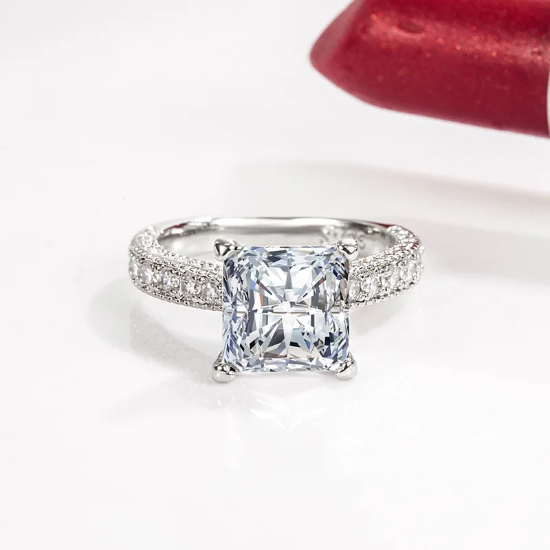 

Square imitation diamond ring woman wedding proposal classic four-claw imitation moissanite one carat ring jewelry