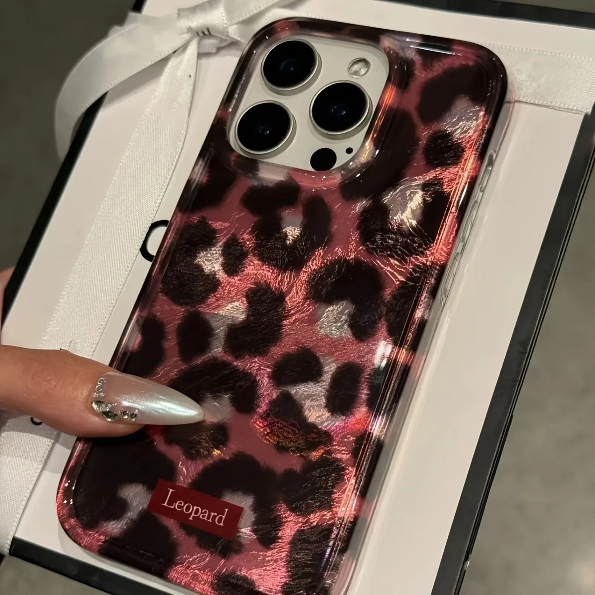 Chic Laser Leopard Print Soft Phone Case
