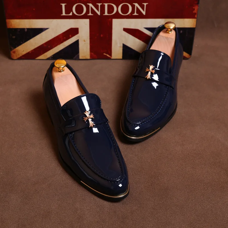 Men's Pointed Leather Shoes Korean Version Slip-On Loafers Shoes for Men Fashion Casual Business British Bright Leather Shoes