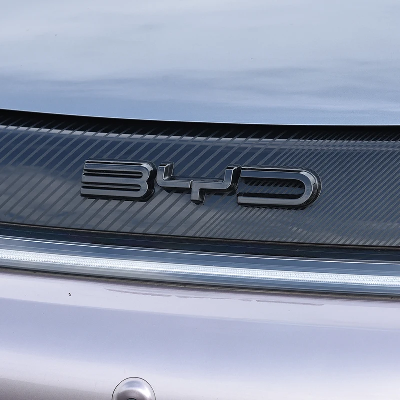 BYD 돌핀 전면 차량 엠블럼 블랙 배지 블랙아웃 개조 카본 파이버 패턴 차량 배지