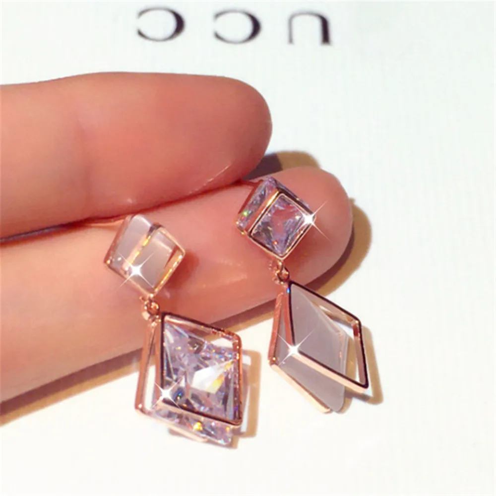 

New Fashion Design Silver Needle Earrings Super Flash Set Zircon Geometric Temperament Elegant Simple Earrings Jewelry Women
