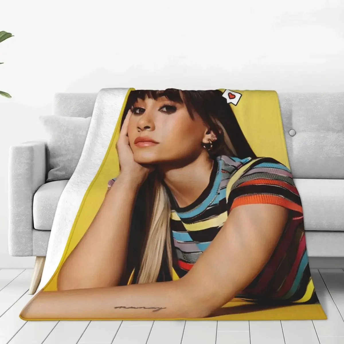 Spanish Singer Cute Aitanas Blanket Super Warm Street Trend Plush Throw Blanket For Couch Bed Travel Flannel Bedspread Bed Cover 5