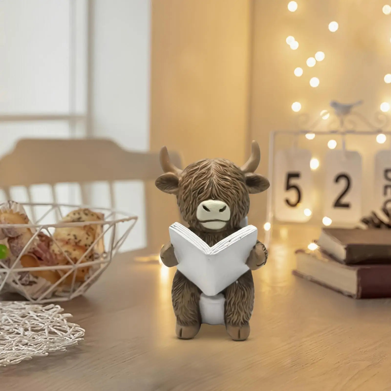 Cow Figurines Funny Resin Cattle Animal Statues For Christmas Garden Classroom Living Room Shelf Outdoor Indoor Bedroom Bathroom