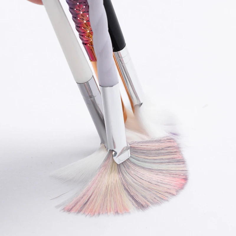 Ceramic Coloring Fan Brush – Nylon Soft Bristles for Underglaze & Large-Area Coloring 4