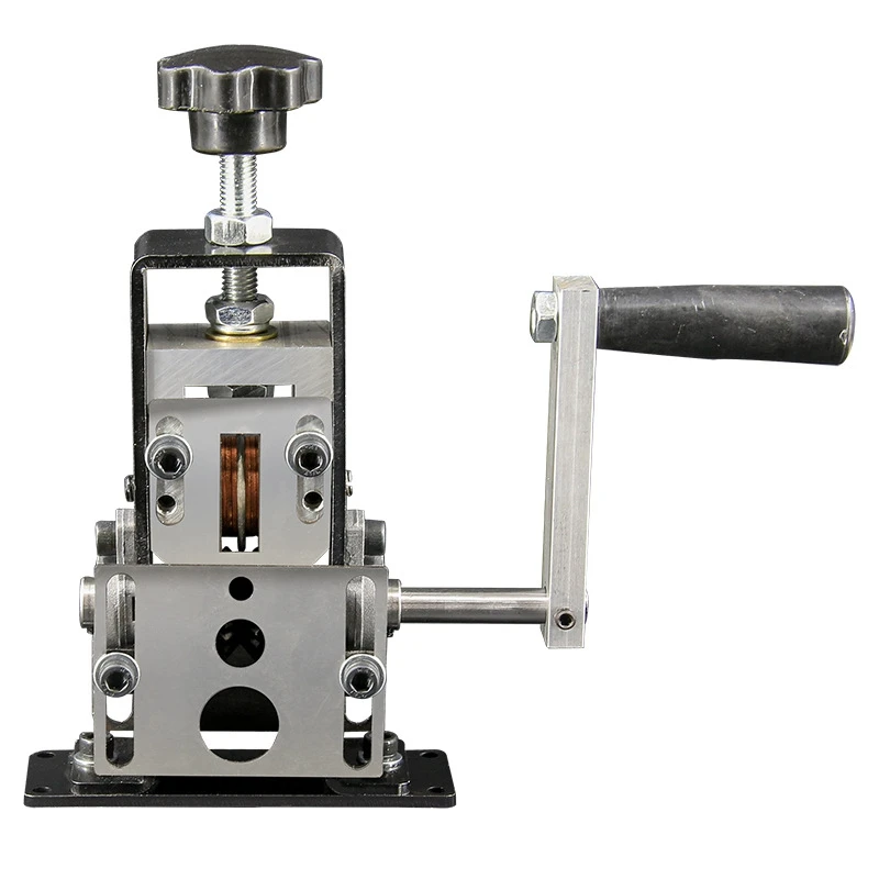 

Small wire stripping machine can be connected to the electric drill hand crank waste wire peeling with wire stripper