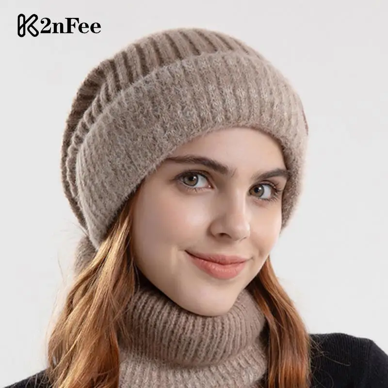 

1 Set Plush Neck Warmer Scarf Set Winter Hat & Scarf Women's Two Tone Fashionable Ear Protection Beanie Hat